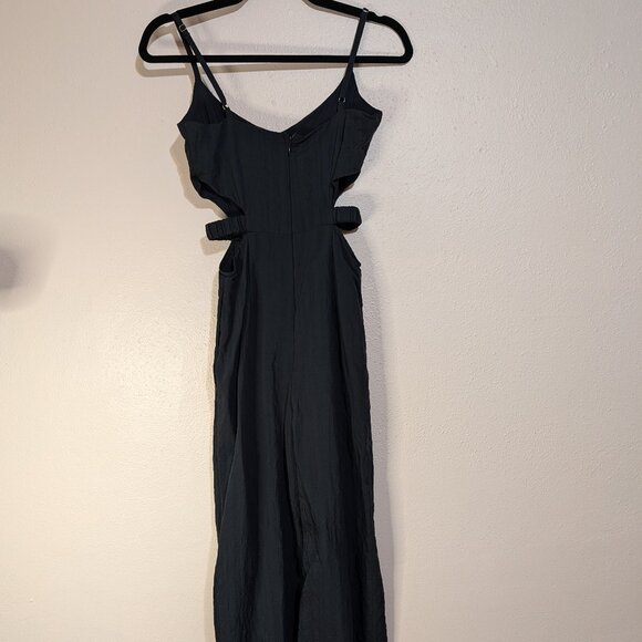 Forever 21 Black Cutout Jumpsuit Wide Leg Sleeveless Romper Size Small - Picture 5 of 11